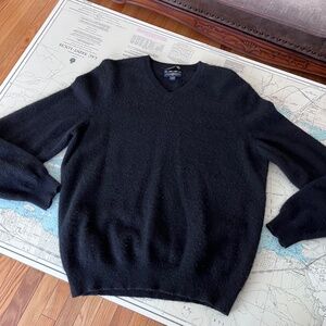 Club Room 100% Cashmere Black V Neck Sweater